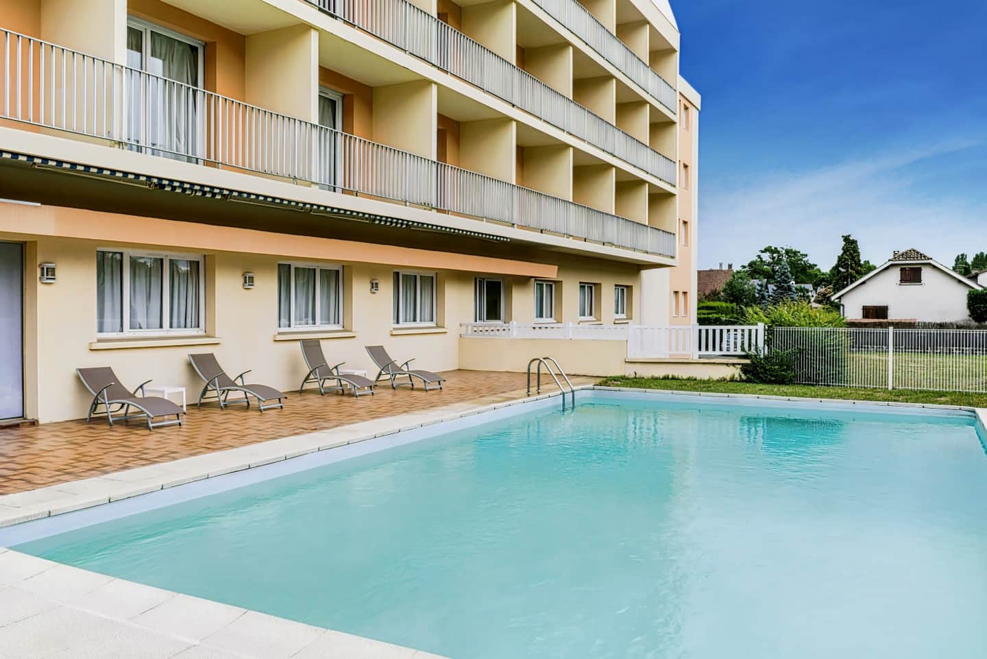 ibis Tarbes Odos