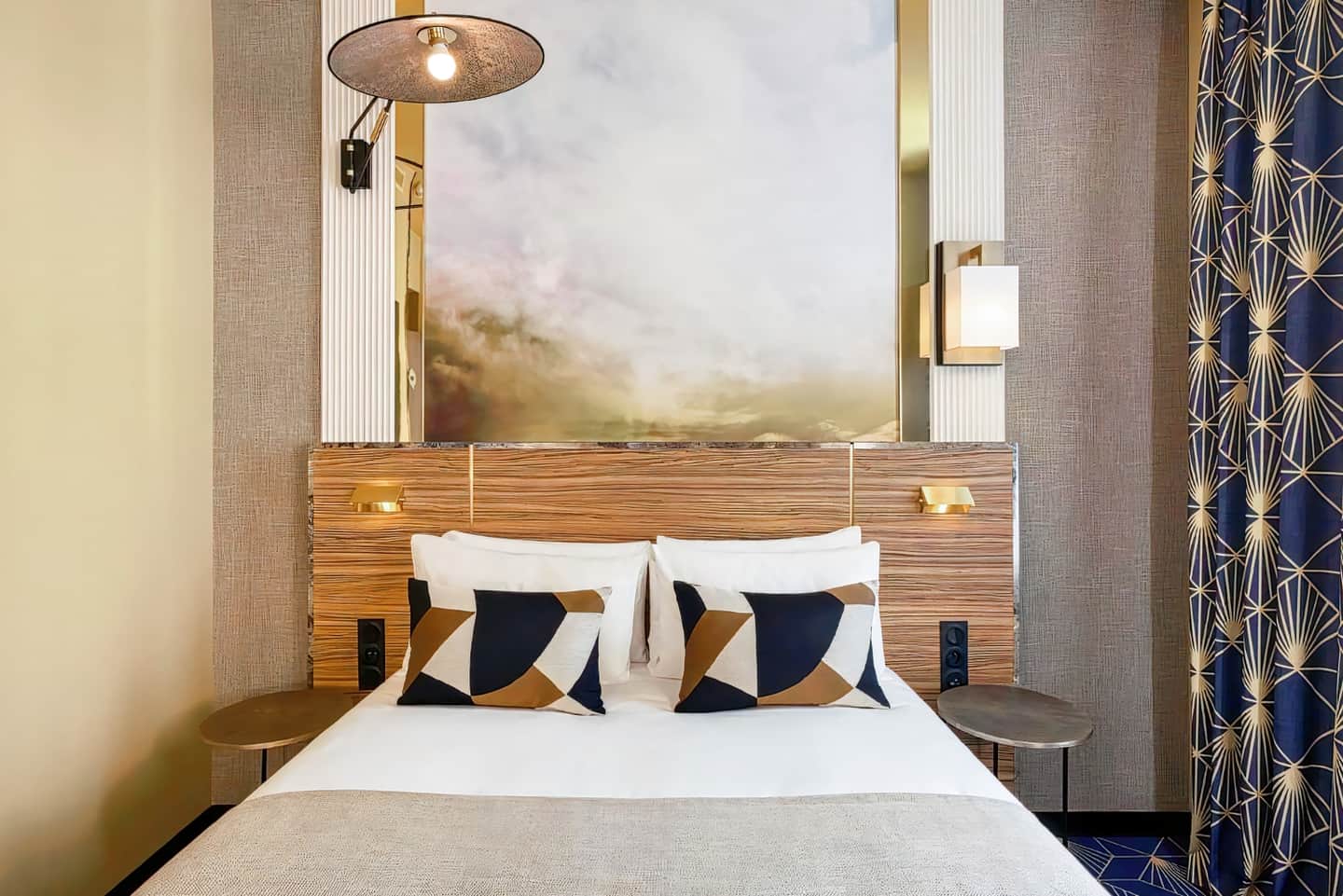 Hotel Le Rocroy Gare du Nord