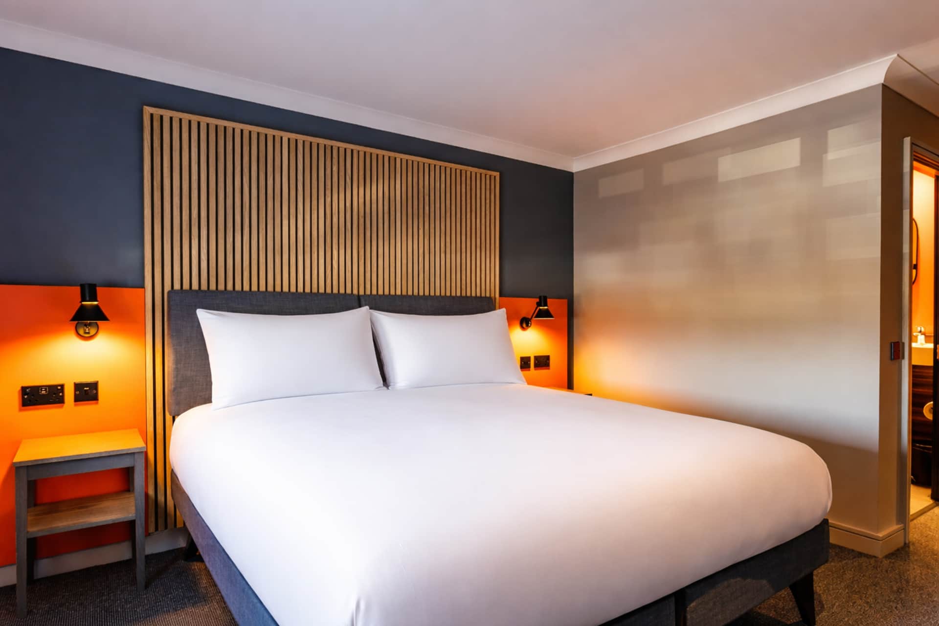 Village Hotel Leeds North