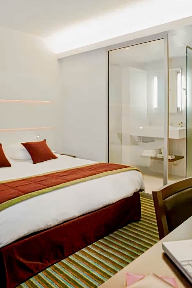 Mercure Paris Ivry Quai de Seine Hotel
