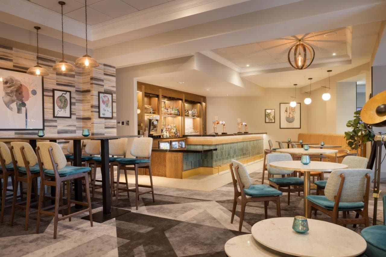 DoubleTree by Hilton Dartford Bridge