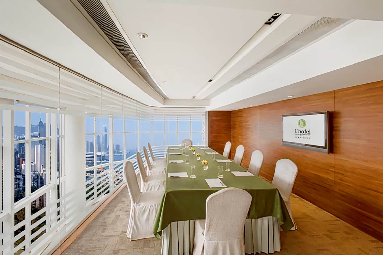 Nina Hotel Causeway Bay