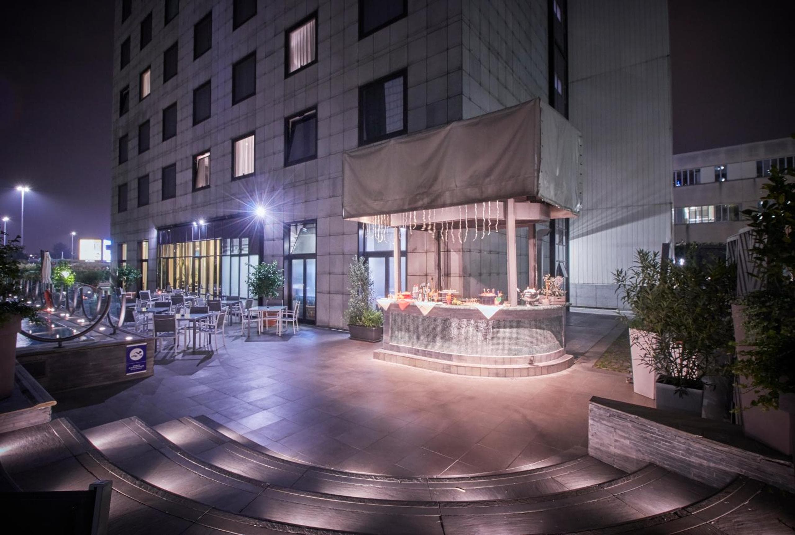 IH Hotels Milano Lorenteggio