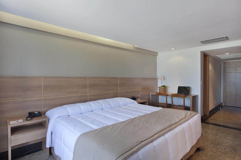 Royalty Barra Hotel