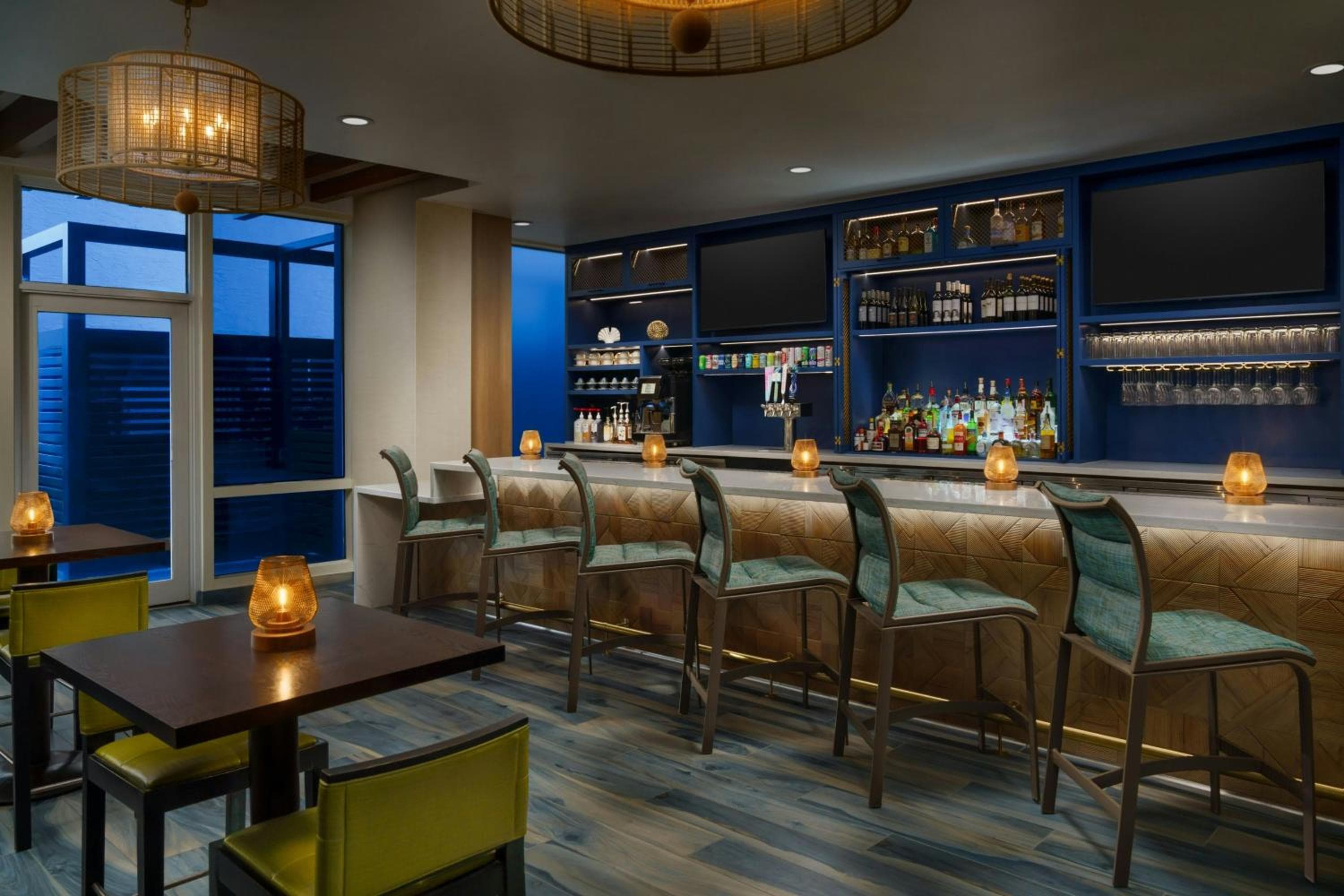 Courtyard by Marriott Oceanside Fort Lauderdale Beach